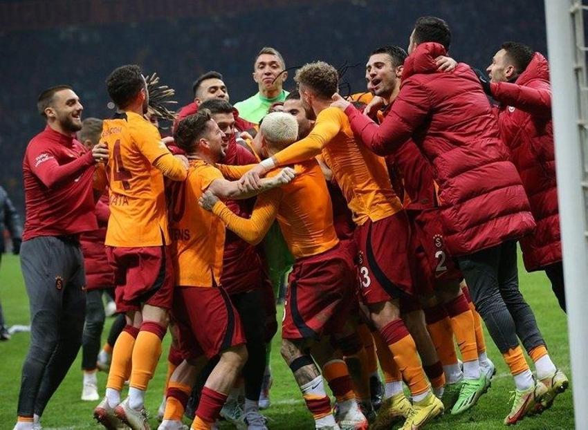 Dursun Özbek'ten yıldız futbolcuya rest: Madem Fenerbahçe'yle görüşüyorsun o zaman sana güle güle