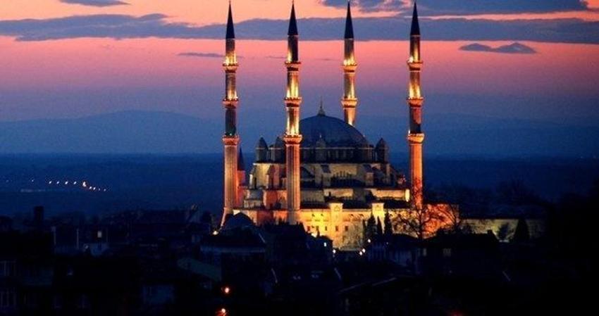 Peygamber efendimiz o sahabe yüzünden Allah tarafından uyarılmış!