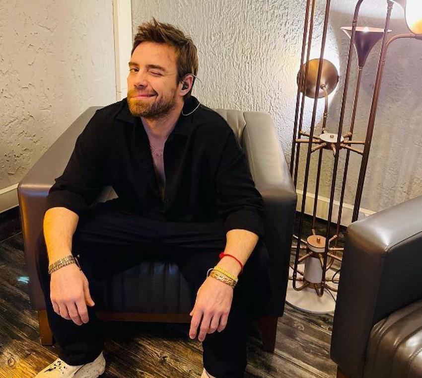 Murat dalkılıç aşkını ilan etti! Sosyal medyadan el el paylaşım geldi