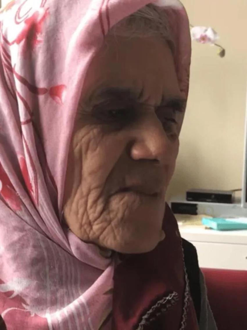 Şarkıcı Karsu'dan acı haber! Enkazdan kurtarılmıştı