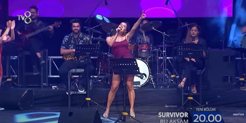 Birleşme partisinde şüphe uyandıran tesadüf! Survivor Nefise, Nagihan'ın elbisesini giymiş! Nagihan Karadere'den imalı paylaşım