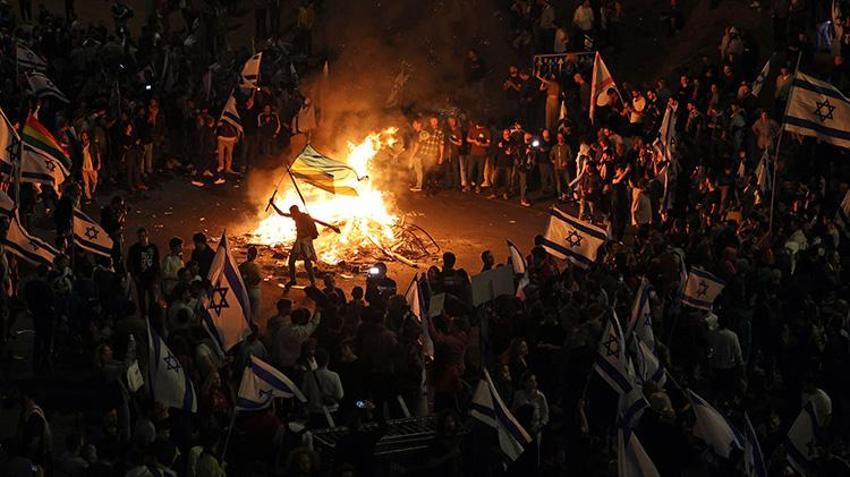 İsrail alev alev! Netanyahu'nun kararı kaos yarattı, görevden alındı