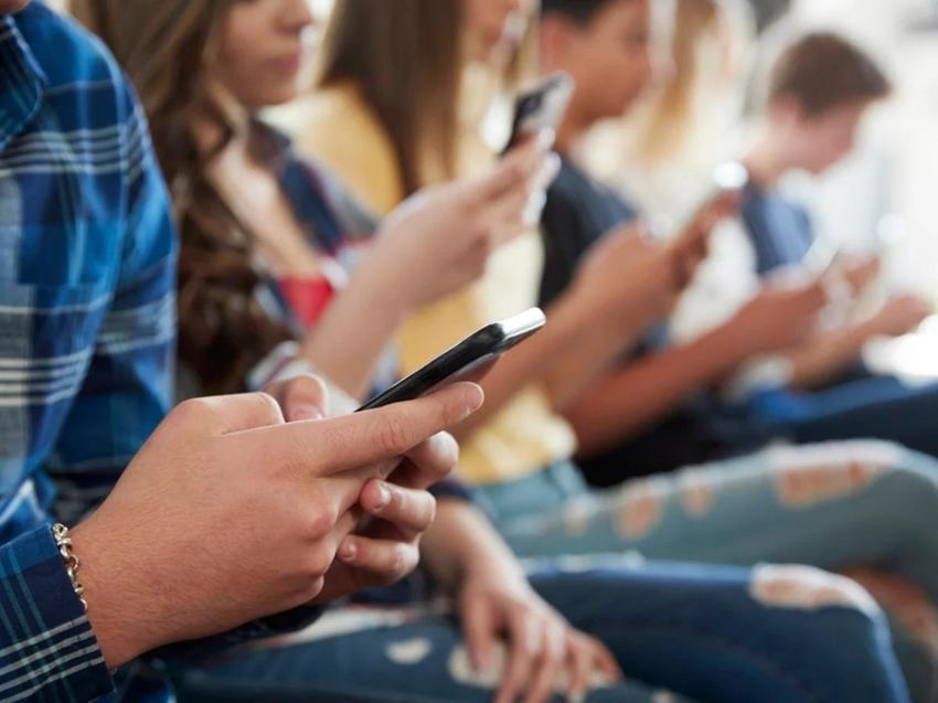 iPhone zam gelecek mi 28 Mart? Cep telefonlarına zam mı geliyor? Hangi telefonlara zam gelecek?