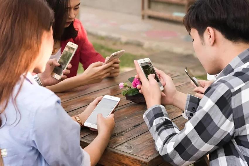 iPhone zam gelecek mi 28 Mart? Cep telefonlarına zam mı geliyor? Hangi telefonlara zam gelecek?