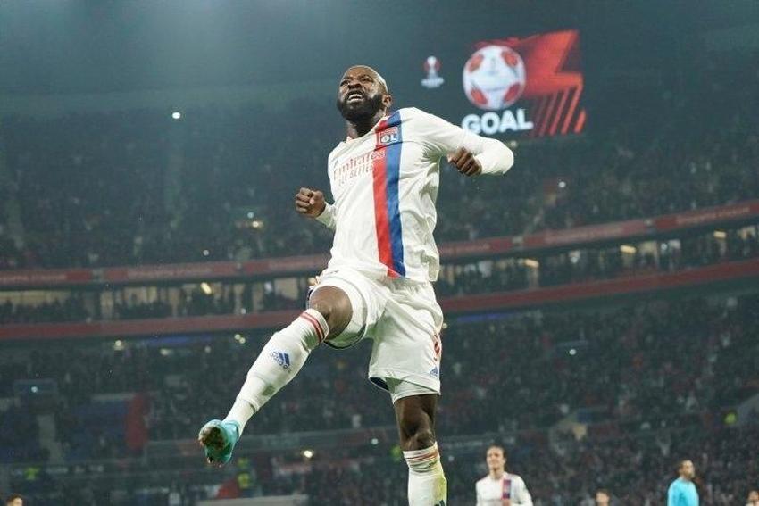 Dursun Özbek'ten transfer başarısı! Pelkas + para verilen yıldızı bedavaya Florya'ya getiriyor