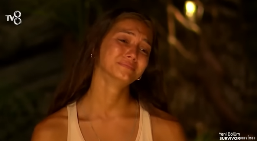 Acun Ilıcalı Survivor'da yeni takımları açıkladı! Merve gözyaşlarına boğuldu