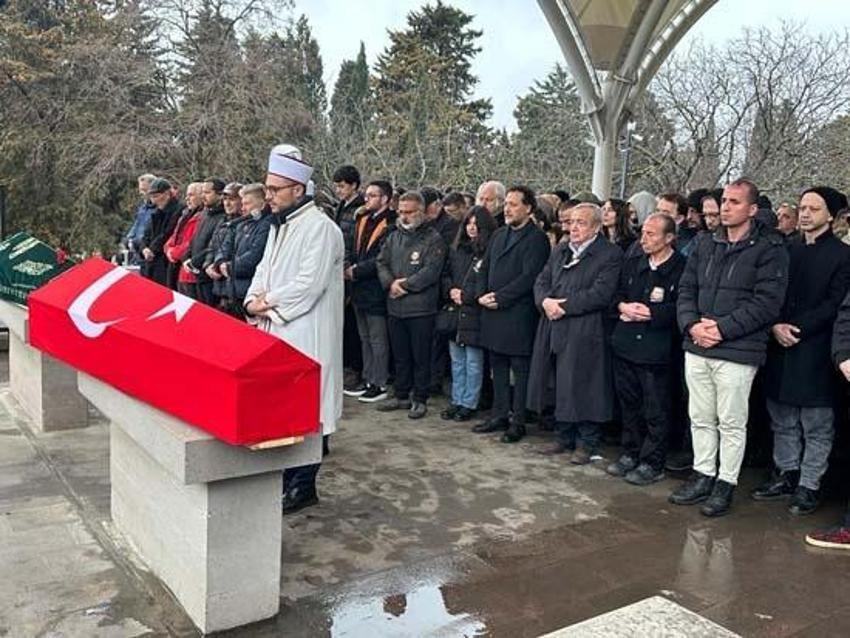 Köksal Engür son yolculuğuna uğurlandı!