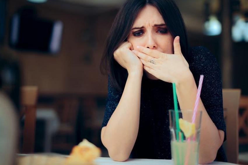 Ramazanda mide yanması neden olur, nasıl geçer? Mide yanmasına ne iyi gelir?