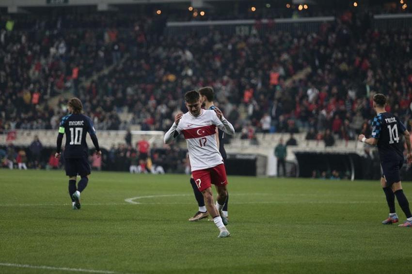 2-0'lık mağlubiyetin faturası Stefan Kuntz'a kesildi: Sen de mi Jorge Jesus'a özendin?
