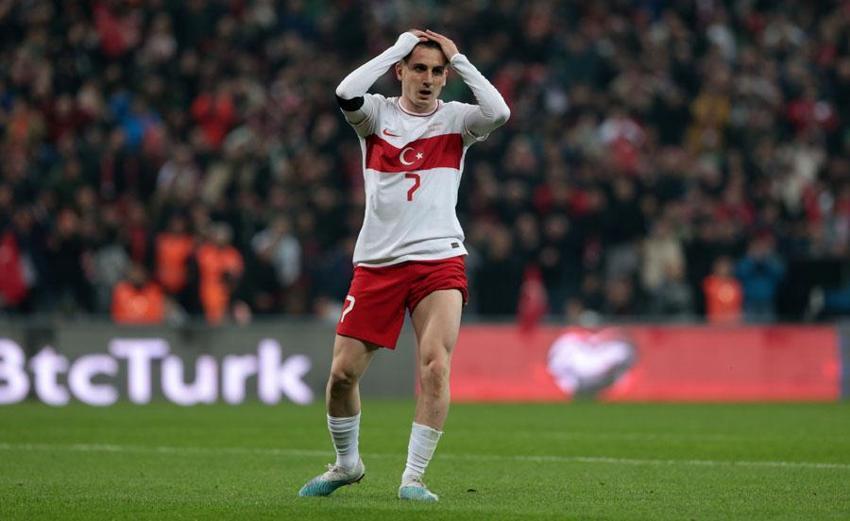 2-0'lık mağlubiyetin faturası Stefan Kuntz'a kesildi: Sen de mi Jorge Jesus'a özendin?