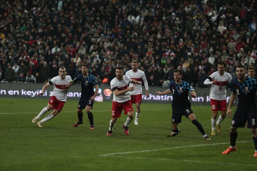 Oynayan 31 futbolcu içerisinde bir tek o beğenildi! 'Resmen mucize'