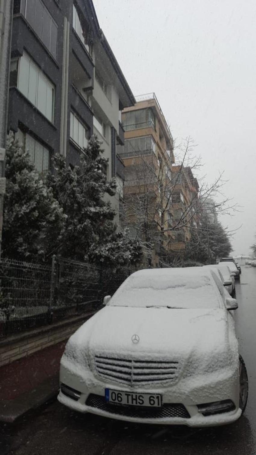Yoğun kar yağışı başladı! Sıcaklık 15 derece düşüyor, Meteoroloji son dakika 56 il için uyardı