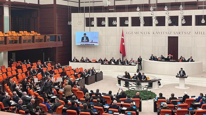20 maddelik torba yasa teklifinde neler var? Torba yasada EYT 5000 bin gün ve Bağkur affı var mı 2023? Torba yasada neler var?