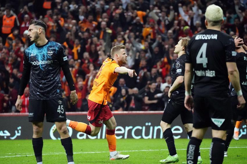 Galatasaray, Adana Demirspor karşısında hata yapmadı kritik goller son anlarda geldi