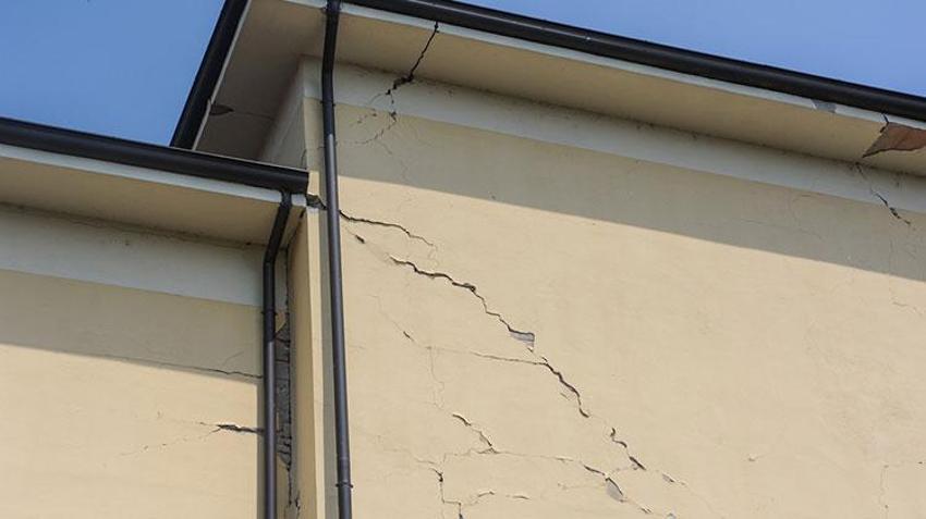 Binalar enkaza döndü! 'Başlıca neden kötü beton'