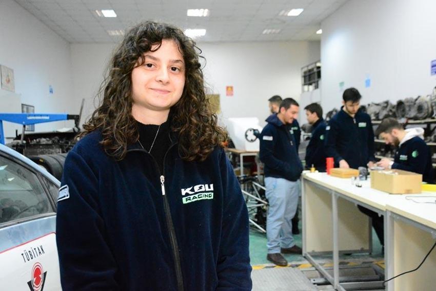 Türk malı Formula 1 otomobili 3 saniyede 0'dan 100'e çıkacak! Üniversiteli öğrenciler çevre dostu olarak üretiyor...