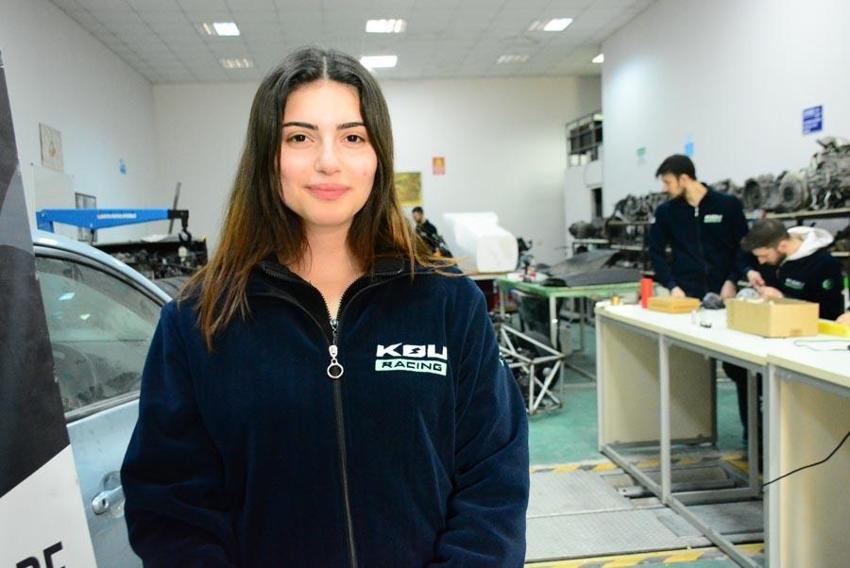 Türk malı Formula 1 otomobili 3 saniyede 0'dan 100'e çıkacak! Üniversiteli öğrenciler çevre dostu olarak üretiyor...