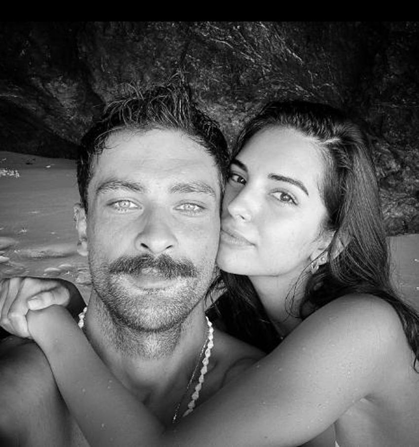 Onur Tuna ve Yasemin Yazıcı'dan aşk pozu geldi!