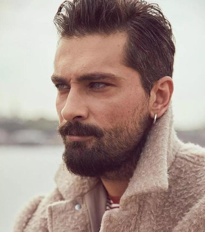 Onur Tuna ve Yasemin Yazıcı'dan aşk pozu geldi!
