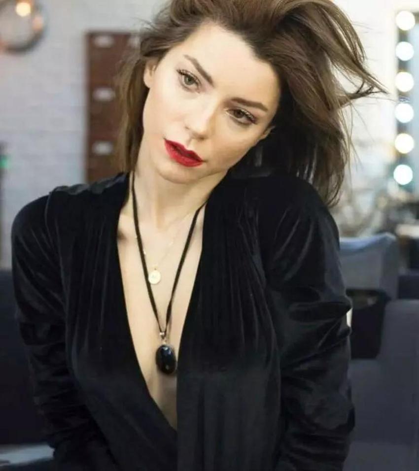 Merve Boluğur'dan şaşırtan itiraf: Anne olmak istiyorum