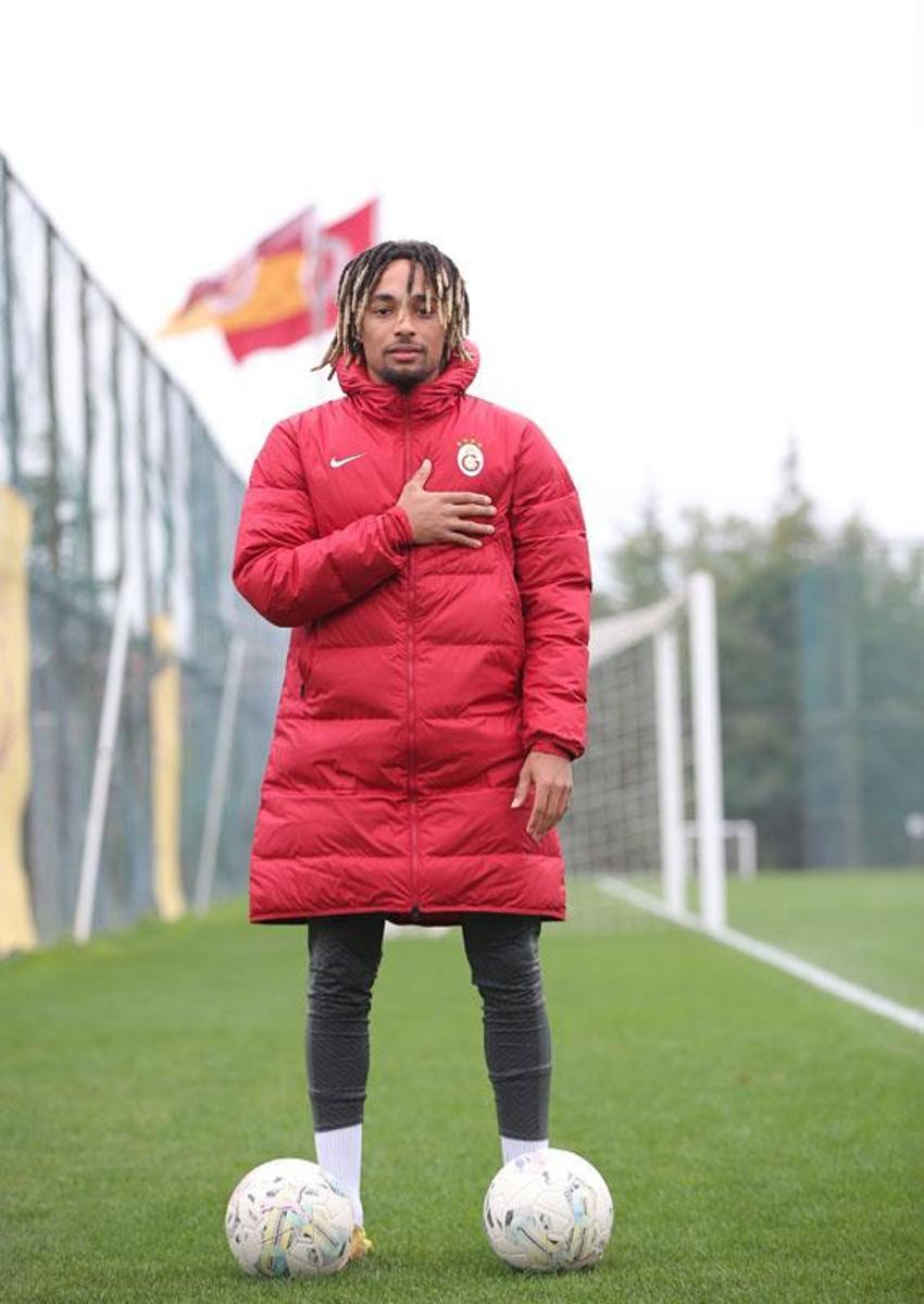 Belusconi bin pişman oldu! Yıldız futbolcuyu istedi sıradaki devleri görünce şok geçirdi