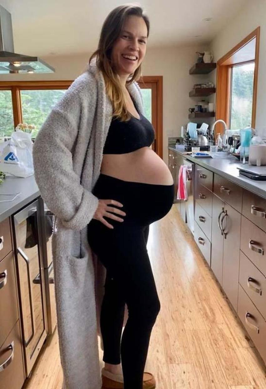 Hilary Swank ikiz annesi oldu! 'Kolay değildi fakat buna değdi'