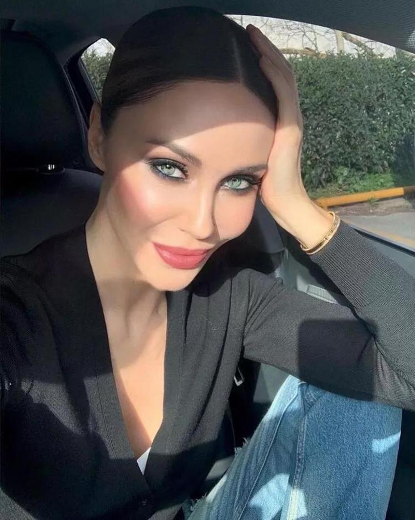 Demet Şener'e Tolga Arman'dan romantik kutlama! 'Dünyanın en şanslı kadınıyım'