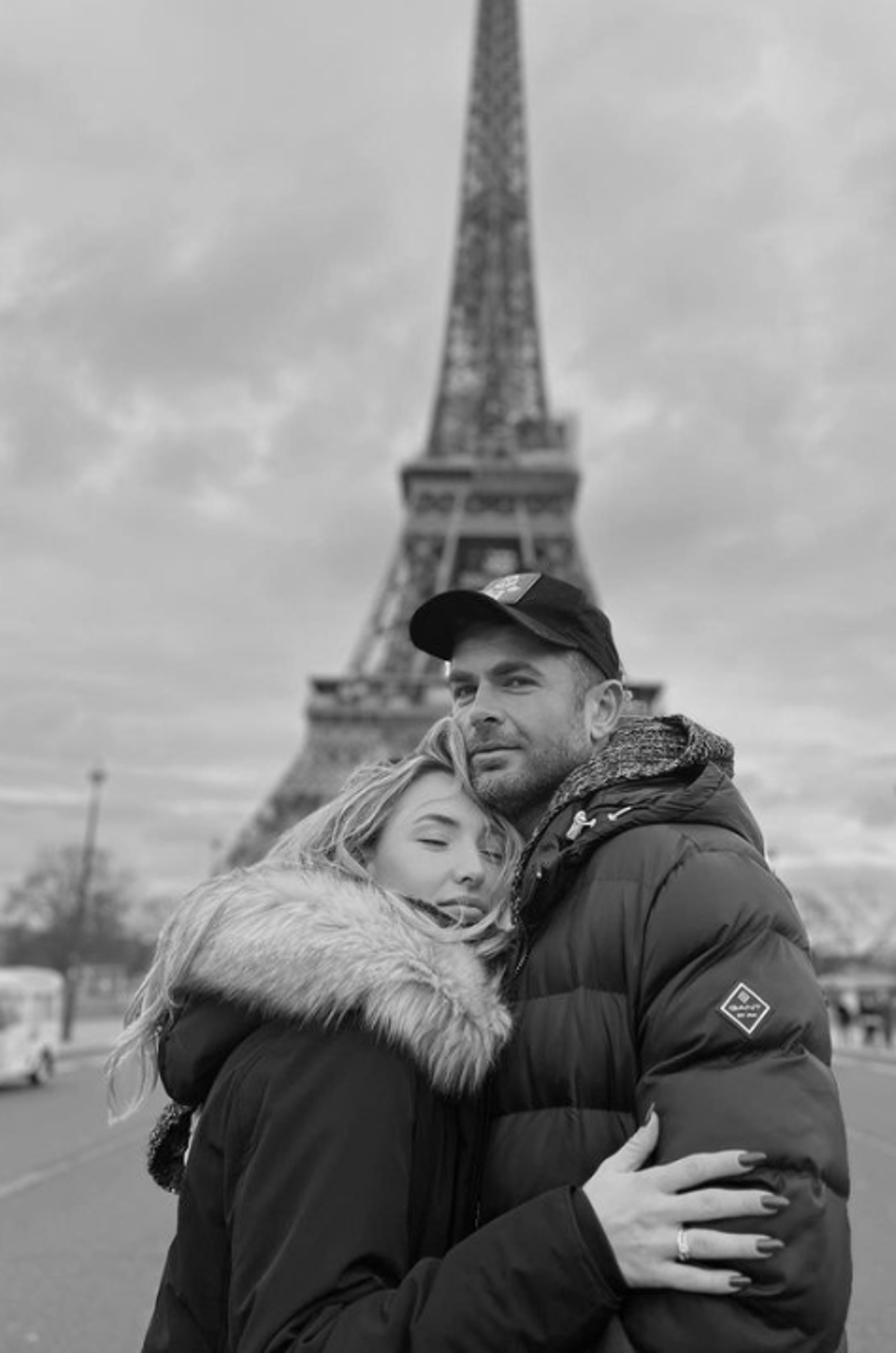 Sude Burcu'dan romantik paylaşımlar! 'Hayatımın anlamısın'
