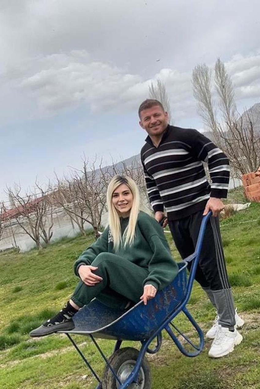 İsmail Balaban ve İlayda Şeker'den yeni poz! 'En doğal çift'