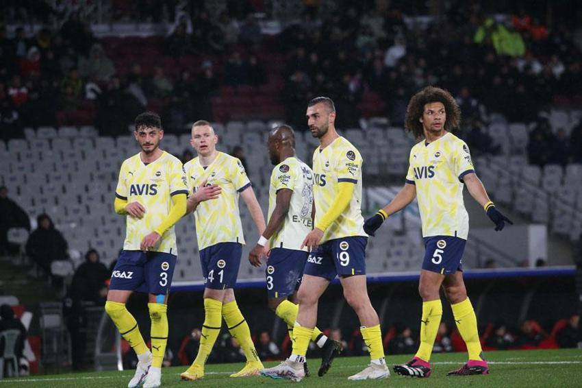 Büyük umutlarla gelmişti 1 dakika bile oynatmadı! Fenerbahçe'de 14 ayrılık var