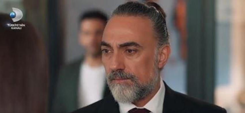 Veda Mektubu dizisinde Hatice'nın tek bir çıkarı var! Alanur'a mektup konusunda yardım ediyor!