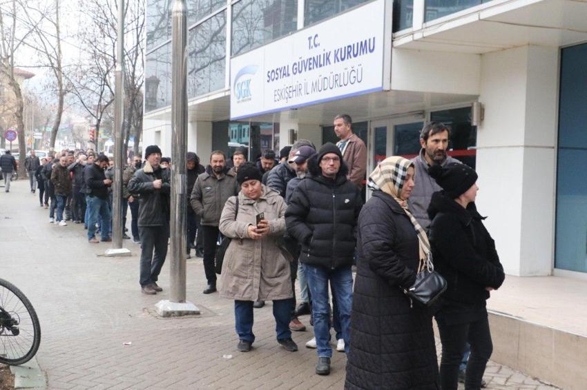 EYT'de prim ve sigorta ile ilgili yeni gelişme! Emeklilik için ‘1260 gün’ çözümü
