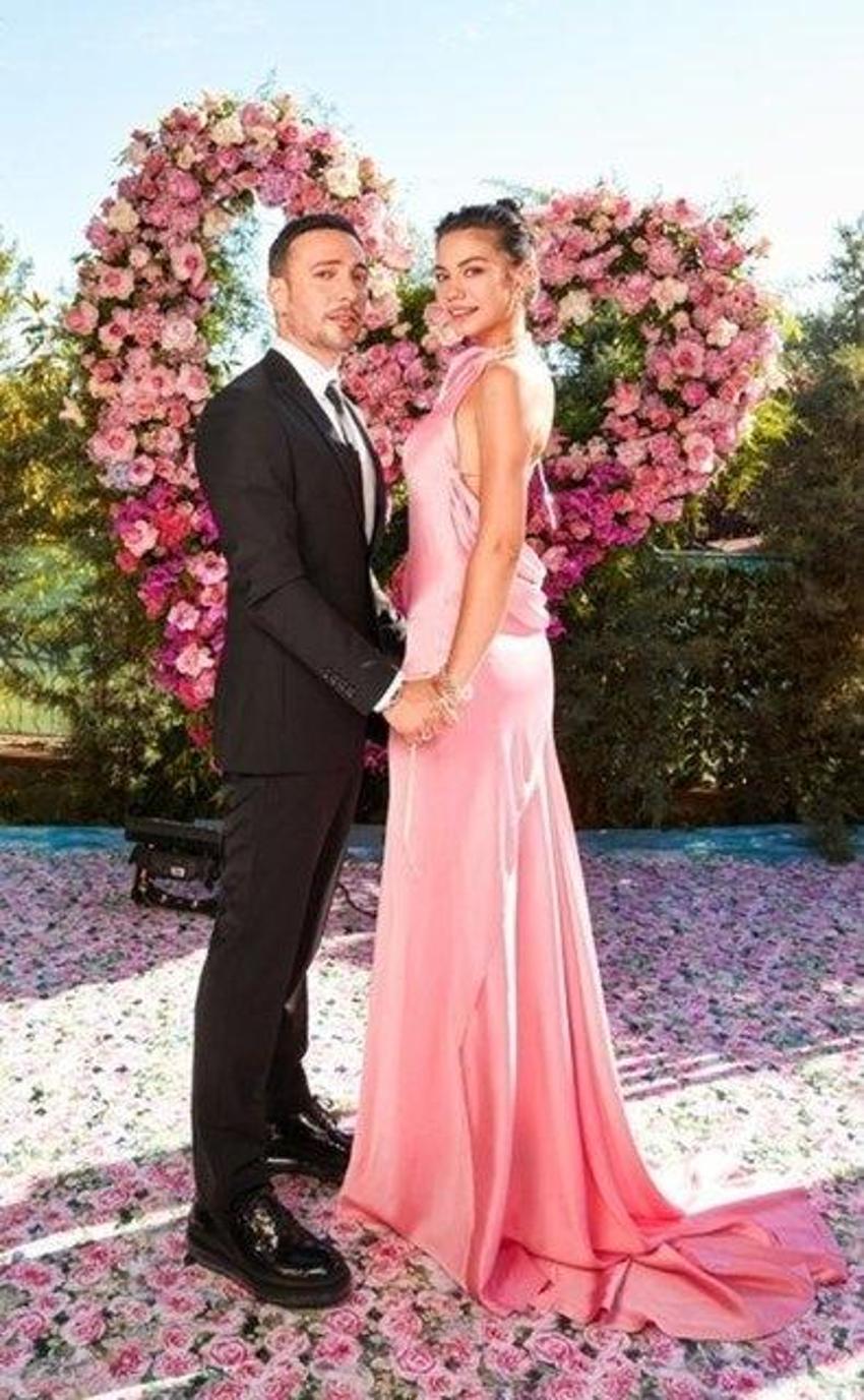 Demet Özdemir ve Oğuzhan Koç boşanıyor! Sosyal medyadan açıklama geldi