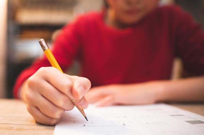 Ara tatil kaç gün 2023, ara tatil ne zaman bitiyor 2023? 2. Ara tatil bayram tatiliyle birleşti mi? MEB 2023 takvim