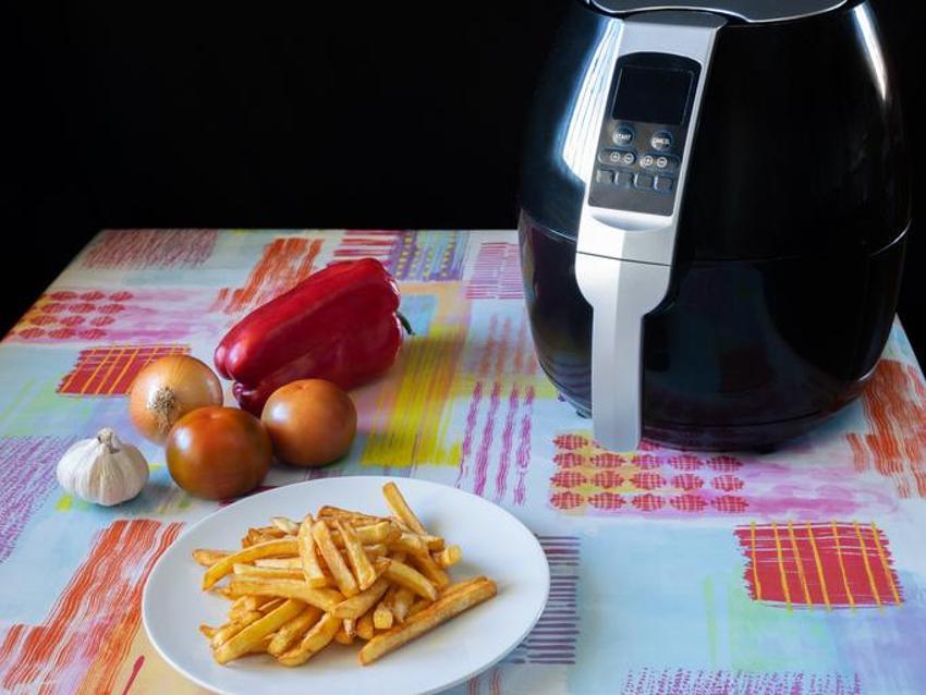 Airfryer ile pişirilmiş yiyeceklere dikkat! 'Potansiyel zararları var'