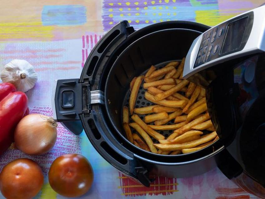 Airfryer ile pişirilmiş yiyeceklere dikkat! 'Potansiyel zararları var'