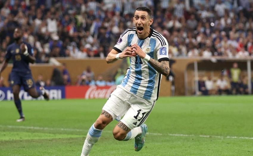 Avrupa futbolunun 10 yılına damga vuracak sol bek! Linnes'ten Dursun Özbek'e büyük jest