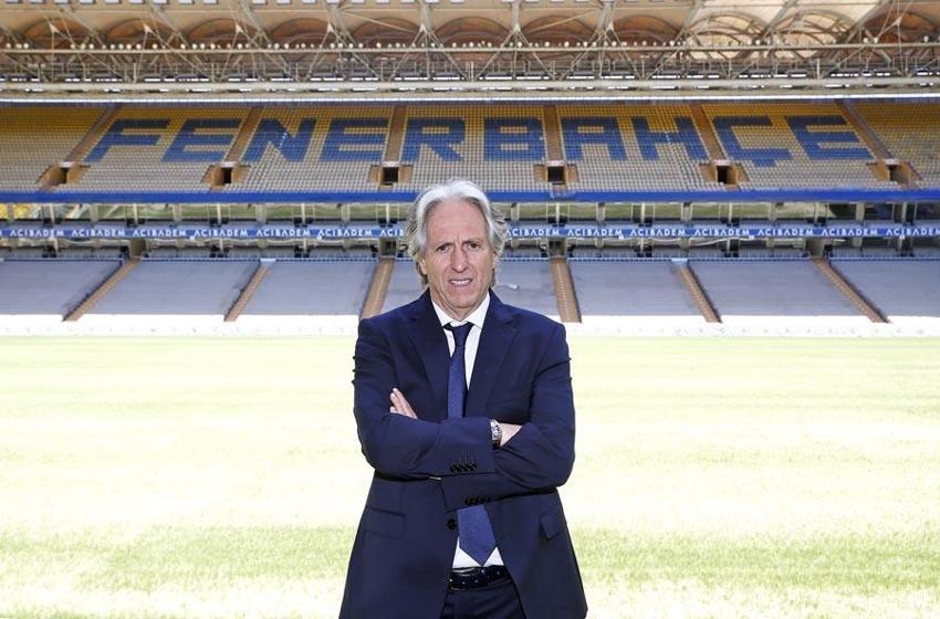 Fenerbahçe'de Jorge Jesus dönemi sona erdi! 'Helikopterle aldık getirdik kendisini bir şey zannetti'