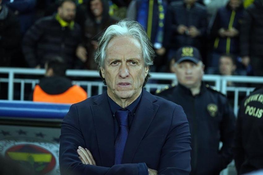 Fenerbahçe'de Jorge Jesus dönemi sona erdi! 'Helikopterle aldık getirdik kendisini bir şey zannetti'