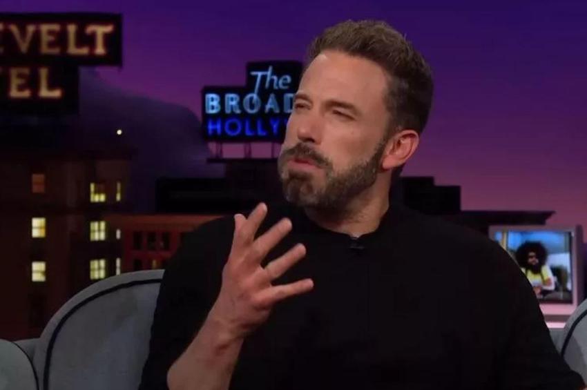 Ünlü oyuncunun evi çöp yığınına dönmüş! Kurtçukların içinde oyun oynarken bulmuşlar