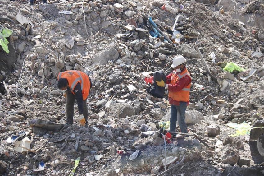Galeri Sitesi'nin müteahhidinden kan donduran ifadeler: 'İnşaat halindeyken çöktü'