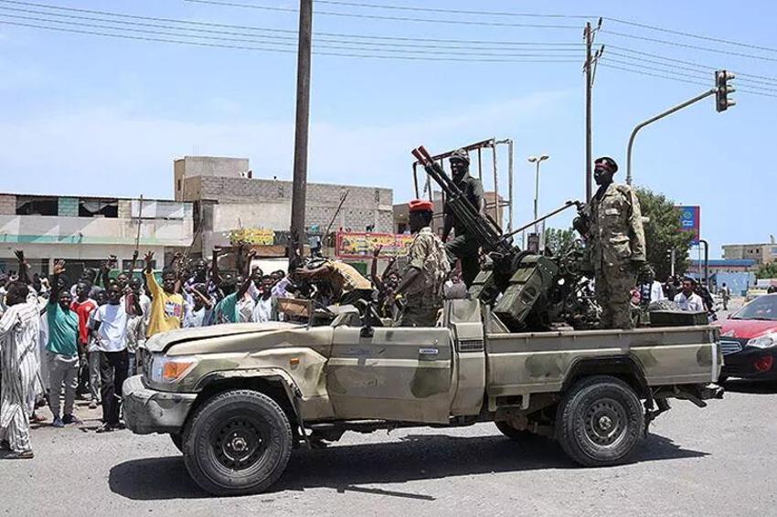 Sudan adım adım iç savaşa gidiyor! Tatbikata giden Mısır askerlerinin esir alınması kıyameti kopardı...