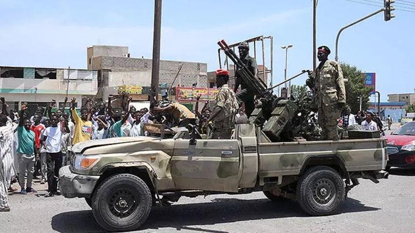 Sudan adım adım iç savaşa gidiyor! Tatbikata giden Mısır askerlerinin esir alınması kıyameti kopardı...