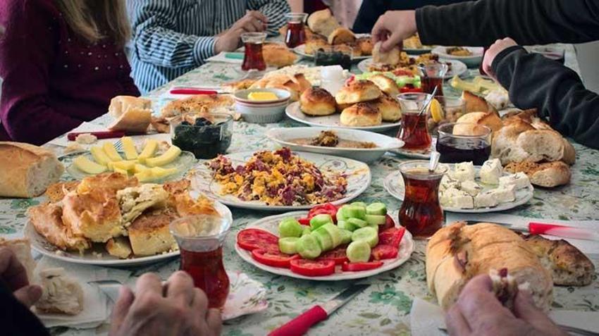 Bayram sabahı kahvaltısına dikkat!