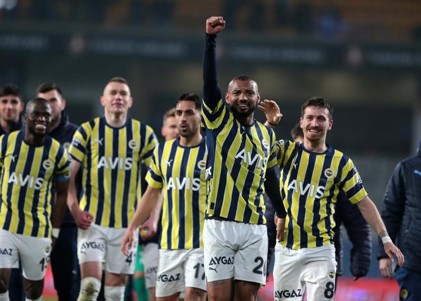 2-1'lik mucizenin ardından Fenerbahçe'de 3 ayrılık: İlk uçakla gönderin bunları