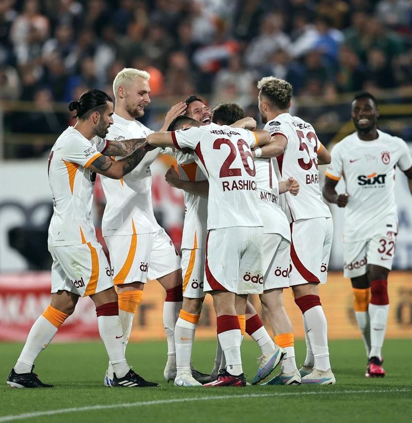 Canlı yayında ateş püskürdü! '6 hafta kaldı yeter artık Jorge Jesus'