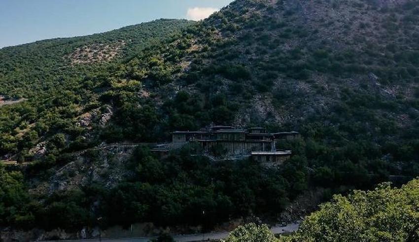 Dünyanın en gösterişli mağarası yeniden ziyarete açıldı
