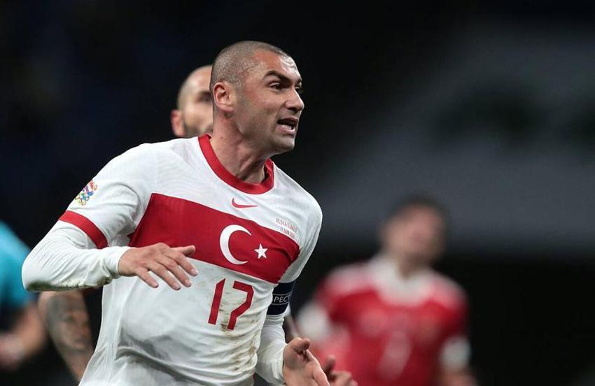 Burak Yılmaz'dan Fenerbahçe itirafı: Yumruk yumruğa kavga ettim!