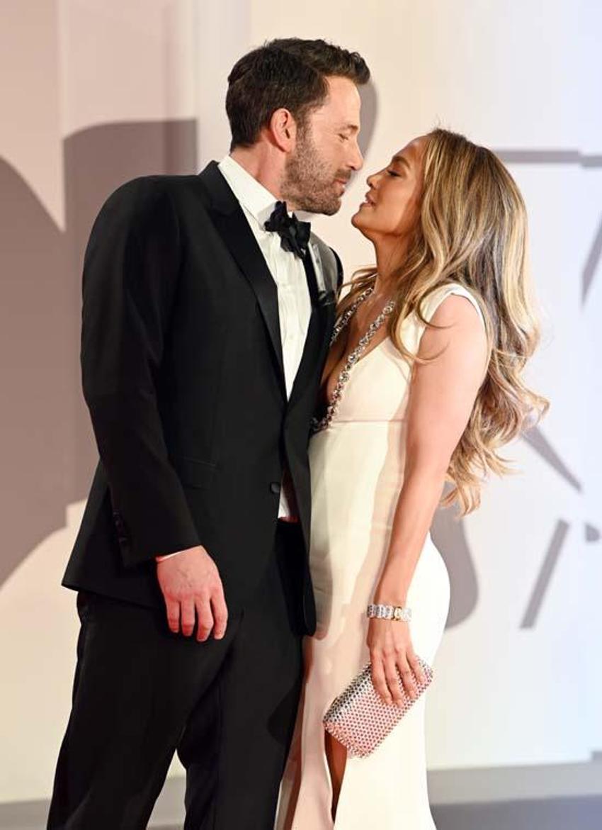 Ünlü oyuncu Jennifer Lopez'in sırrını açıkladı! 'Sizi üzecek bir şey söyleyeceğim'