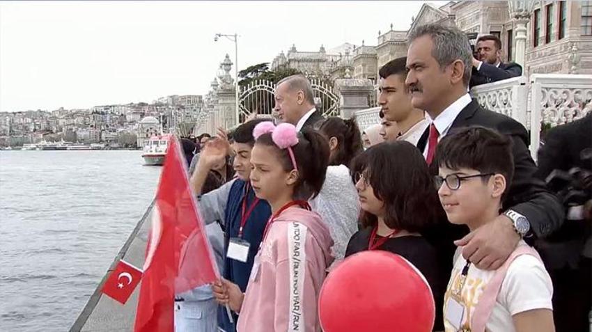 TCG Anadolu İstanbul Sarayburnu'ndan demir aldı